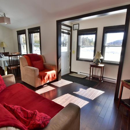 Emme Chalets Sainte-Lucie-de-Doncaster المظهر الخارجي الصورة